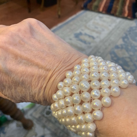 Honora white freshwater pearl multi strand bracelet - Picture 2 of 5